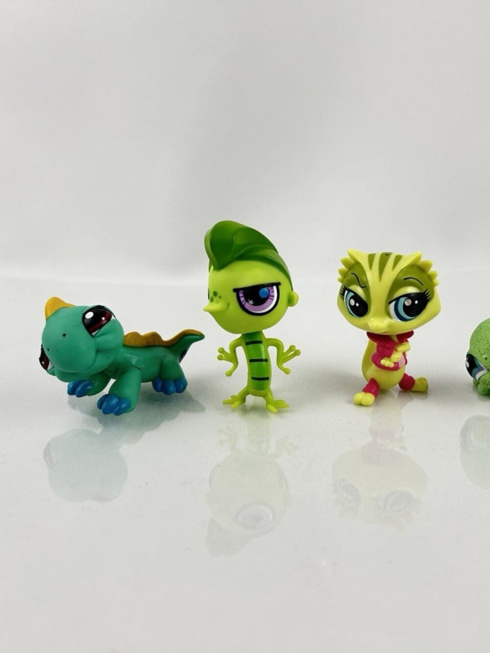 Hasbro Littlest Pet Shop Lot of 4 Lizards & Gekkos Runway Pets